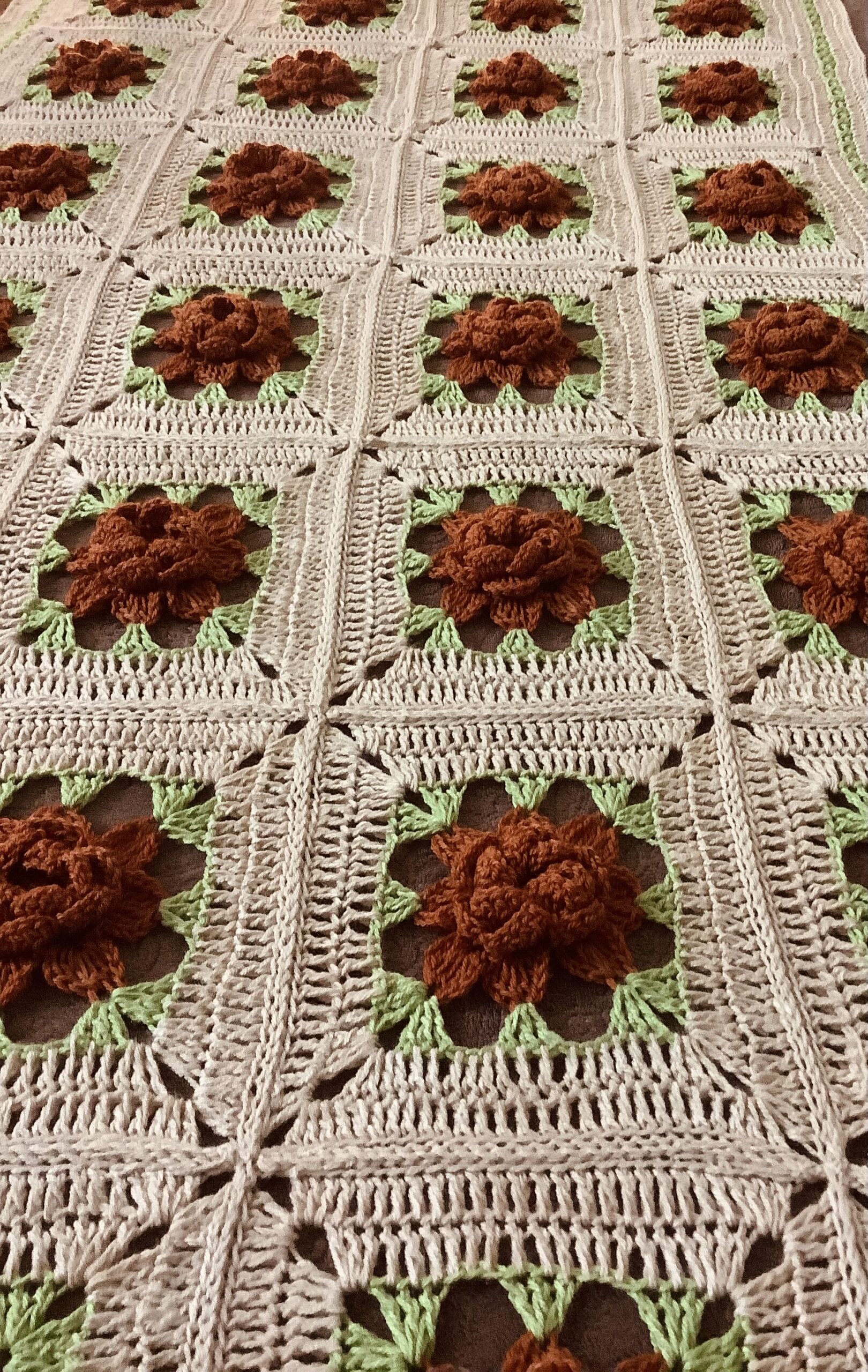 Bed Throw with Rust Rose - Image 5