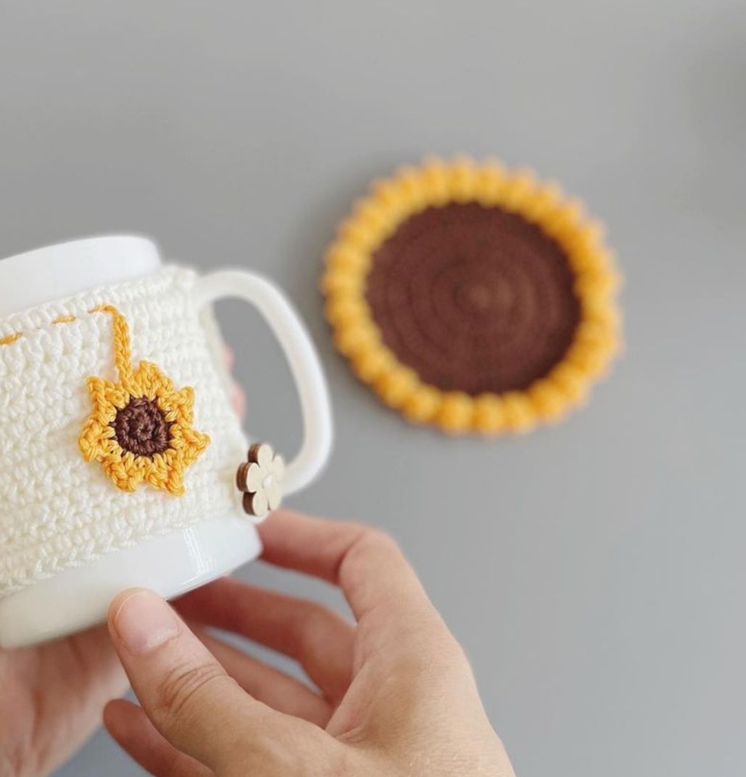 Mug Cover / Warmer with Coaster - Image 3