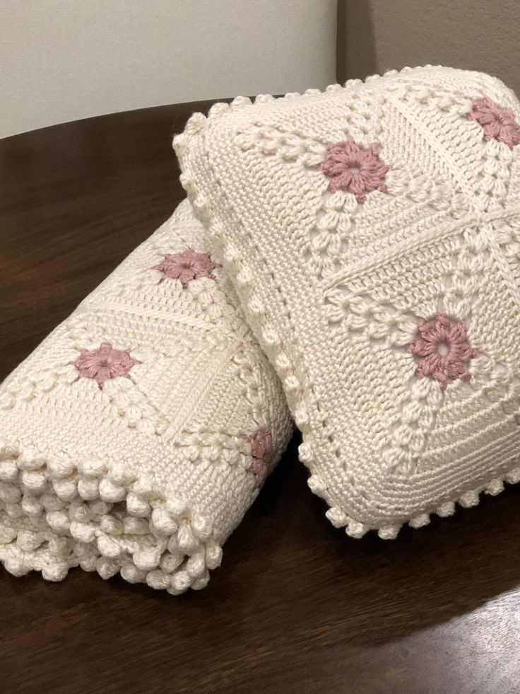 Cushion Cover White & Pink